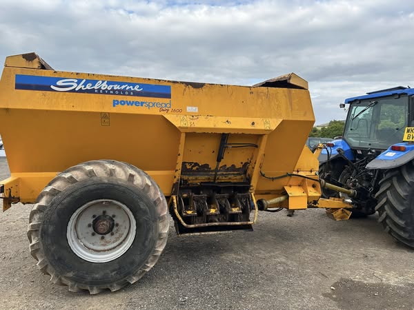 Dung Spreaders Available for Hire in Dorset – Sherbourne Reynolds & West Models
